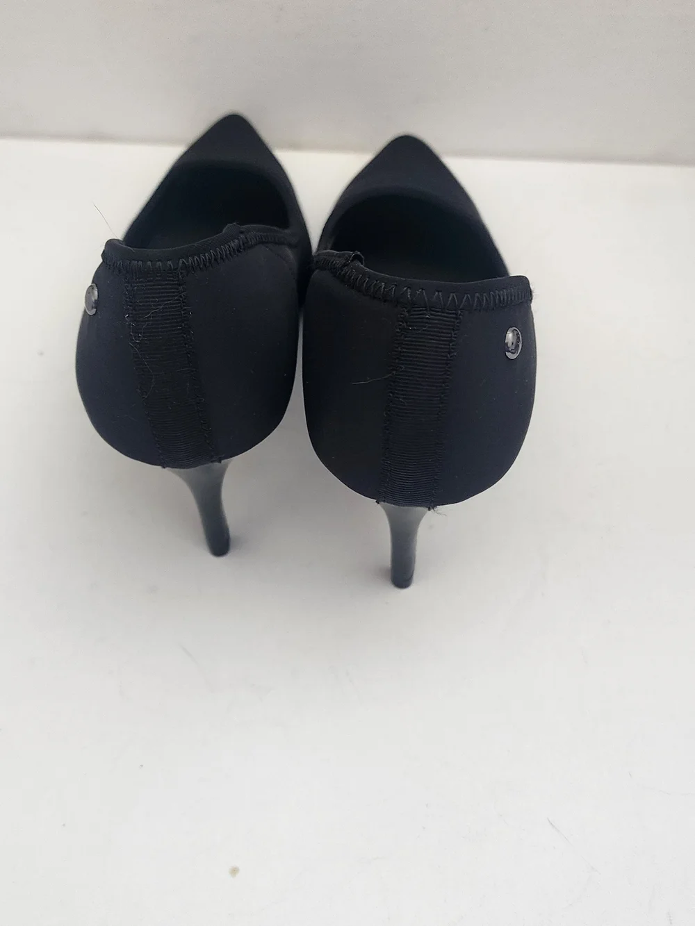 Simply Vera Wang Black Pointed-Toe Mid Heel Pumps for Women